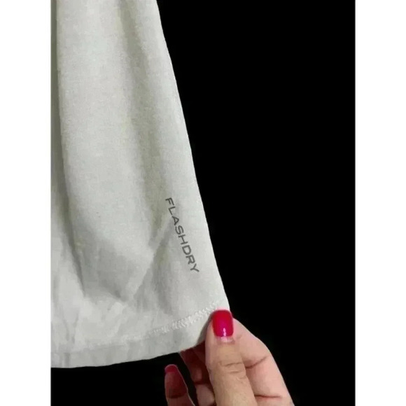 Women’s The North Face dri-fit tee - Picture 3 of 5